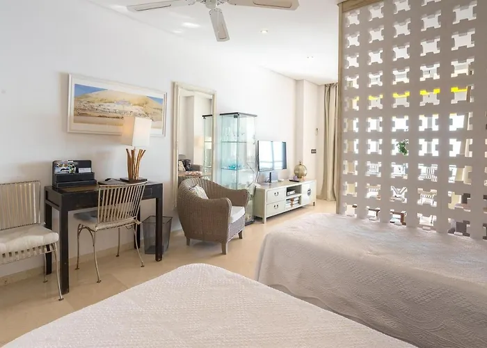 Sunny View Castillo Santa Clara Апартаменты *